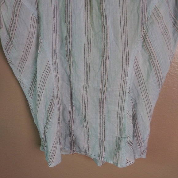 Linen Top - Picture 7 of 7